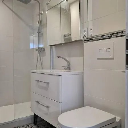Petit Paradis Cosy T1 Bis 40M2 Independent Studio En Maison Avec Jardin & Parking Gratuit Apartment