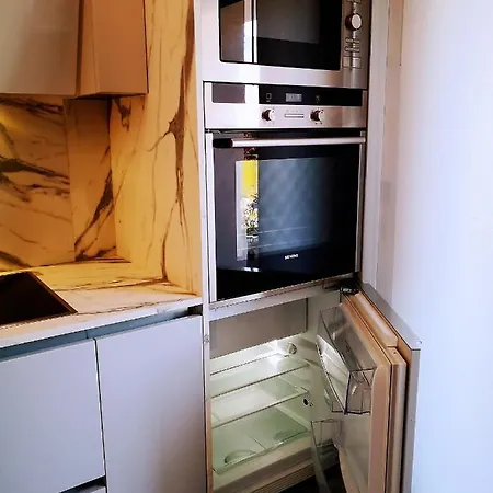 Petit Paradis Cosy T1 Bis 40M2 Independent Studio En Maison Avec Jardin & Parking Gratuit *