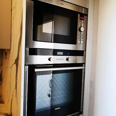 Petit Paradis Cosy T1 Bis 40M2 Independent Studio En Maison Avec Jardin & Parking Gratuit * Caluire-et-Cuire